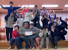 写真：誕生日会にて。